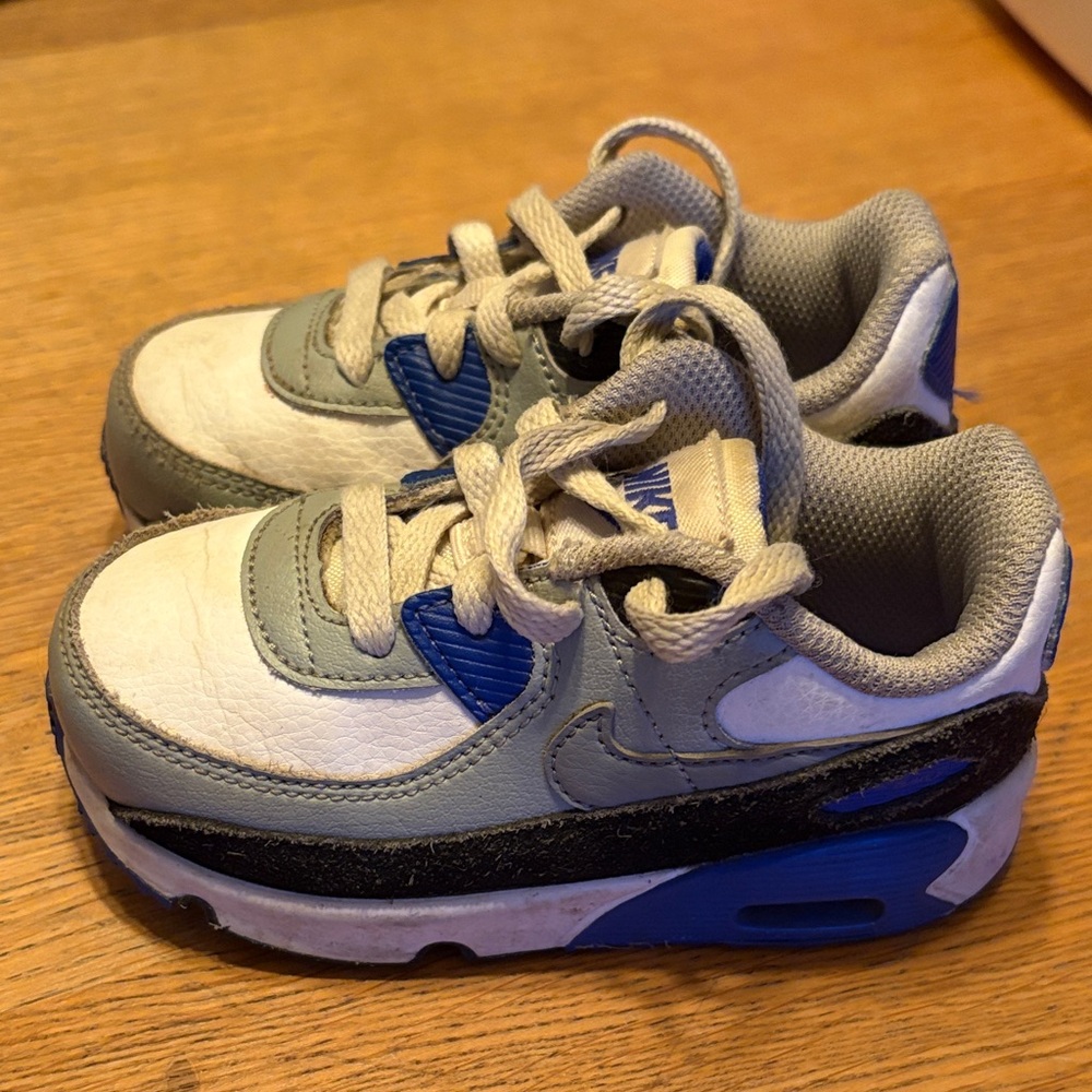 Nike air max Kids Sneakers - White, Gray, and Black